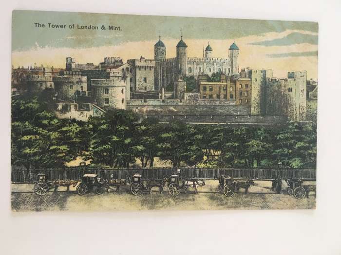 VINTAGE TO ANTIQUE POSTCARD - THE TOWER OF LONDON