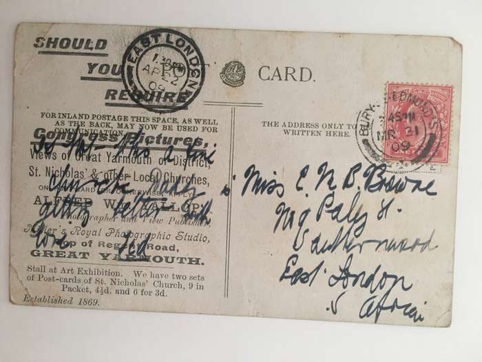 VINTAGE TO ANTIQUE POSTCARD - ST. NOCOLAS CHURCH YARMOUTH WITH OLD STAMP