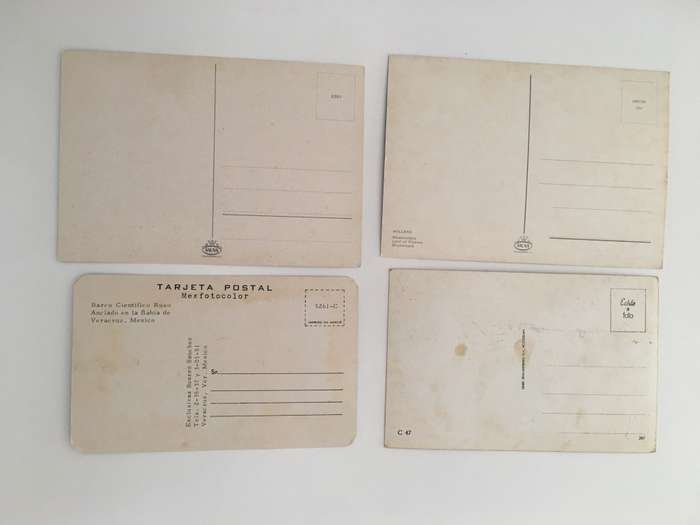 VINTAGE LOT OF 4 POSTCARDS