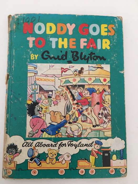 VINTAGE NODDY GOES TO THE FAIR - BOOK 21 - 1960