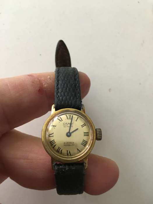 VINTAGE LADIES - CAMY WATCH - GENEVE - 21 JEWELS - INCABLOC - SWISS MADE  WILL SELL AS NOT WORKING