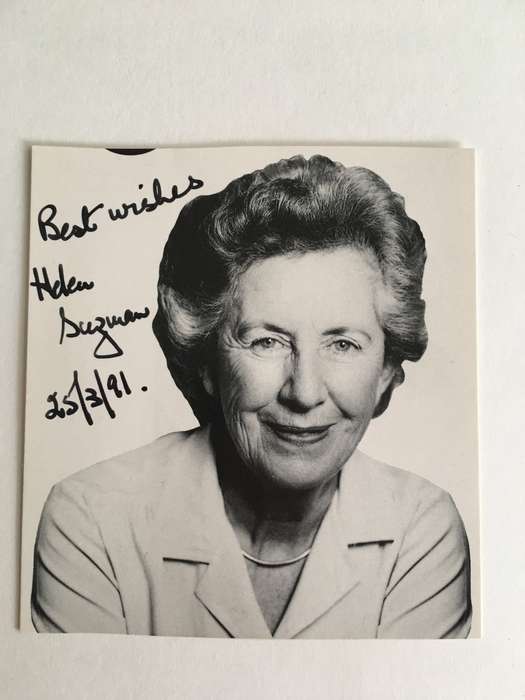 LOVELY AUTOGRAPH OF HELEN SUZMAN - 1917-2009 AND CD