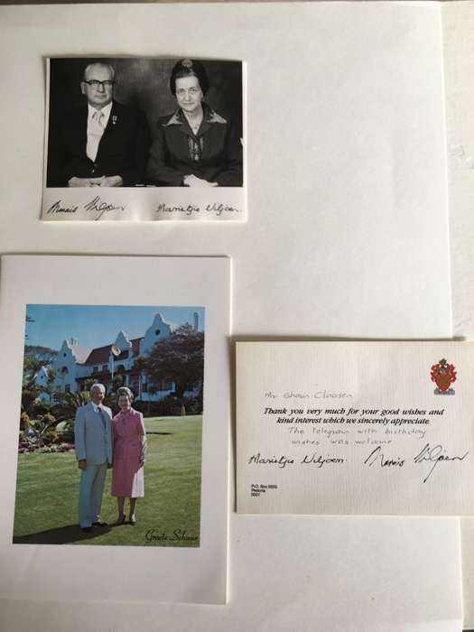LOVELY VINTAGE AUTOGRAPH OF FORMER PRESIDENT MARAIS VILJOEN AND MRS VILJOEN AND  XMAS CARD