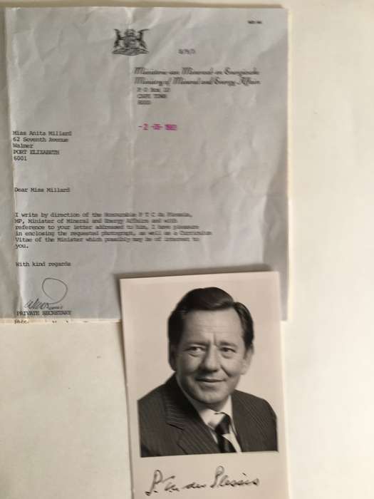 LOVELY AUTOGRAPH OF THEN MINISTER OF MINERAL AND ENERGY AFFAIRS AND LETTER  - 1983