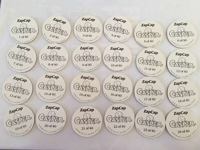 ZAPCAP CASPER TAZO  - COMPLETE SET OF 40 + PLASTIC TAZO + 1 HOLOGRAM TAZO   + 1 STICKER  + 1 DC CARD