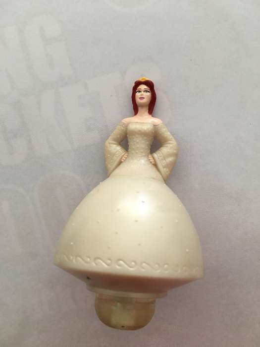 LOVELY TOP LIKE TOY  CINDERELLA  SHREK 2  DREAM WORKS  - 2004