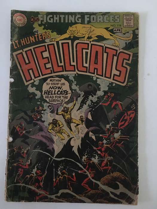 VINTAGE DC COMICS - FIGHTING FORCES - HELLCATS - 1969