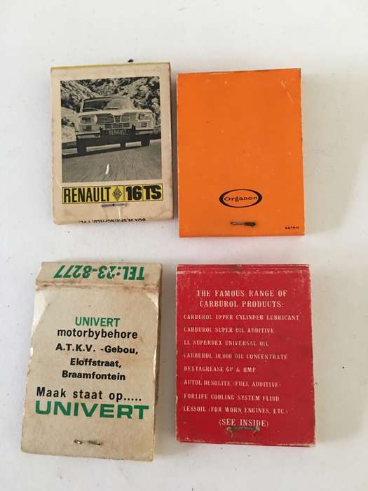 4 VINTAGE MATCH BOOKS MATCHES IN