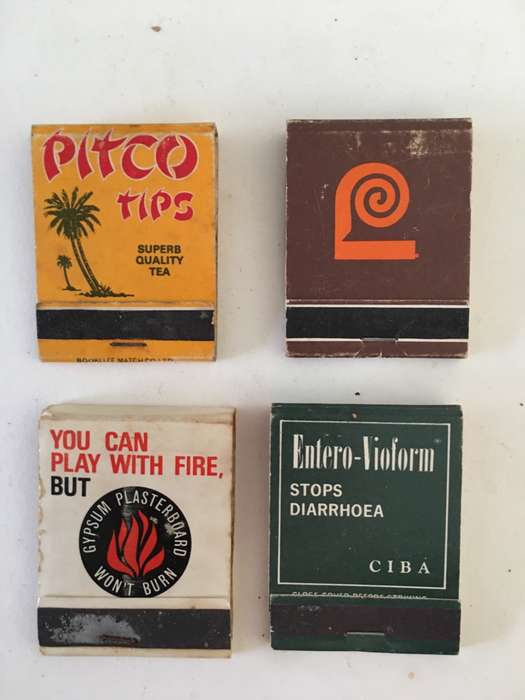 4 VINTAGE MATCH BOOKS MATCHES IN