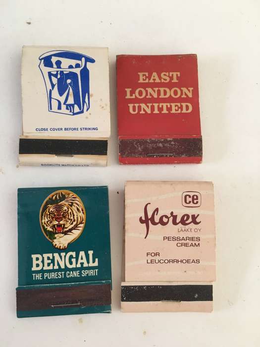 4 VINTAGE MATCH BOOKS MATCHES IN