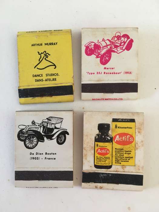 4 VINTAGE MATCH BOOKS MATCHES IN