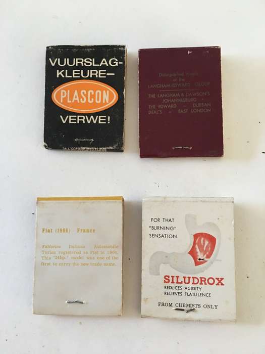 4 VINTAGE MATCH BOOKS MATCHES IN