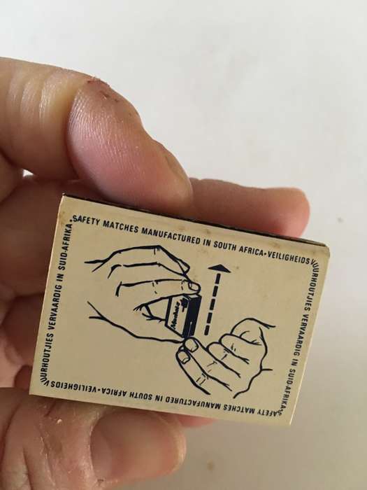 VINTAGE MATCH BOX WITH MATCHES