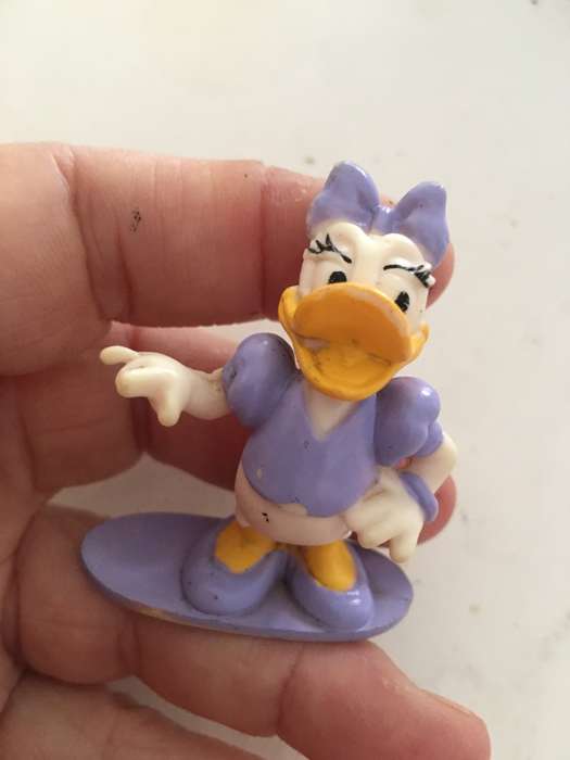 VINTAGE PVC DAISY DUCK DISNEY FIGURE