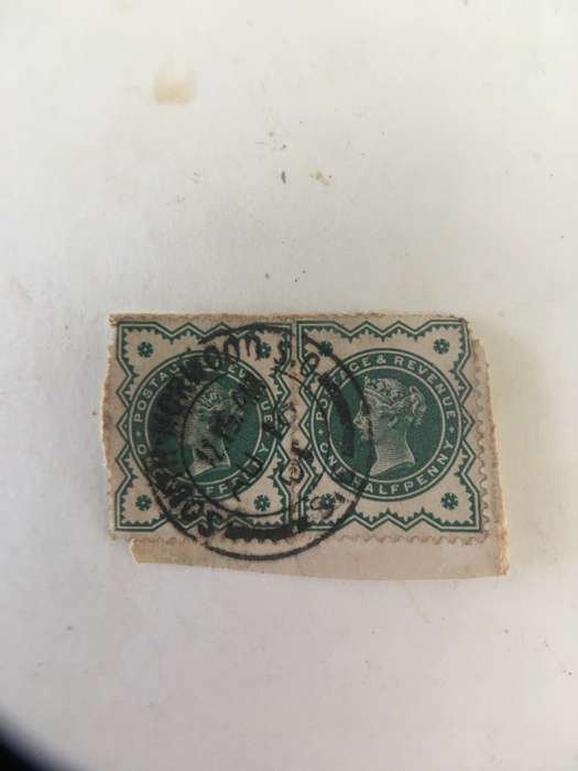 GREAT BRITAIN QUEEN VICTORIA 2 USED STAMPS