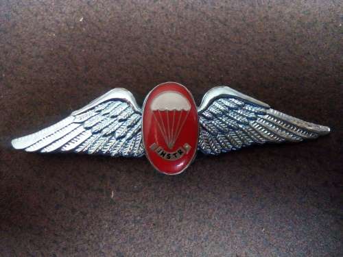 SADF ... PARA FREE FALL INSTRUCTOR WINGS .. FULL SIZE .. PINS INTACT