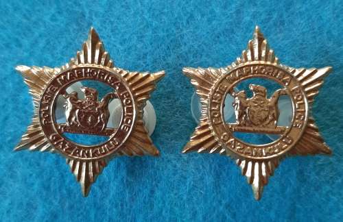 GAZANKULU POLICE COLLAR BADGES -   PINS INTACT