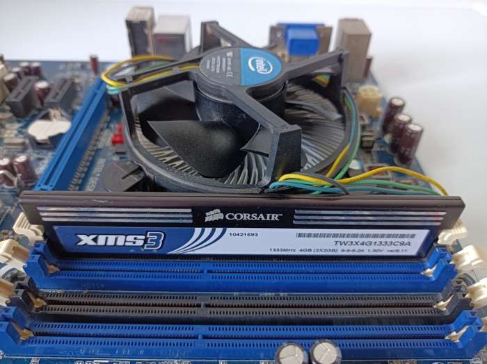Cooler Master Elite | Intel i3 | Windows 10 activated