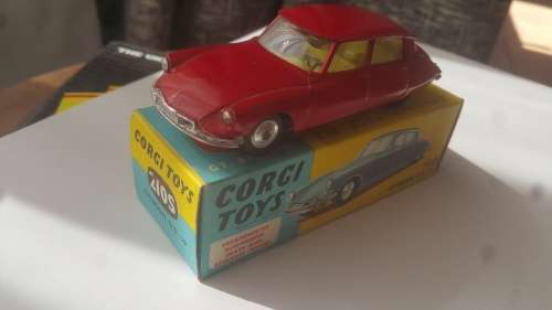 Corgi reproduction boxes