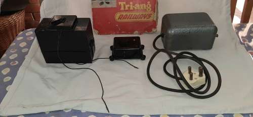 ** ORIGINAL: Tri-Ang Power Unit No.1  12 Volt DC Unit , Control Unit and Manual.**