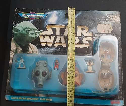 **MINT CONDITION : STAR WARS 1996/7 `Micro Machines` Collection II Tusken Raider et al .**