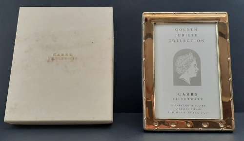 ** EXQUISITE: 23ct Gilded .925 Silver Photo Frame by Carrs of Sheffield (19cm x 14cm).**