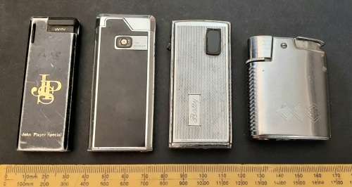 ** Lot : Assorted 20th Century Ronson and Win Cigarette Lighters (x4) [UNTESTED].**