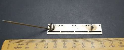 ** Miniature 4 Medal Suspension Mounting Bar w/ Pin (6 cm).**