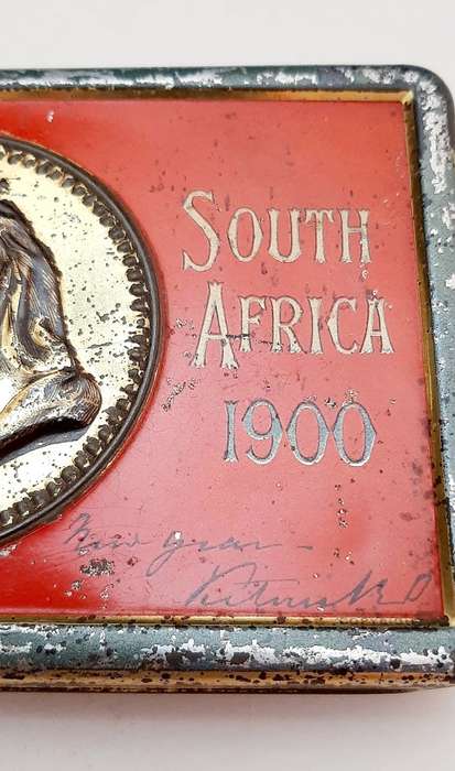 Boer War New Year 1900 Queen Victoria Chocolate Tin