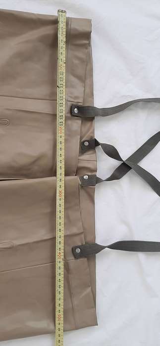 **Rhodesian Bush War: 1970s Private Purchase Troopie Rubber Waders(Medium).**