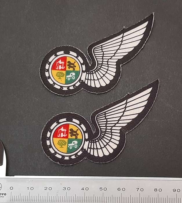 **Border War : 1980s SAAF Observer Half-Wing Screen-Printed Cloth Insignia (UNUSED)**