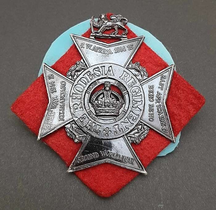 ** Rhodesian Bush War: 1970s Rhodesia Regiment Beret Badge w/ Stabilizer & Pin**