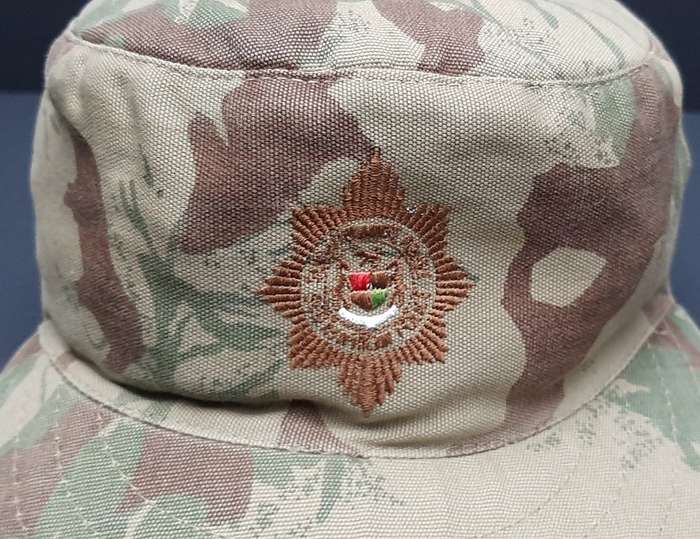 Border War 1980s  2nd Pattern Camouflage Flap Cap with Straps Medium