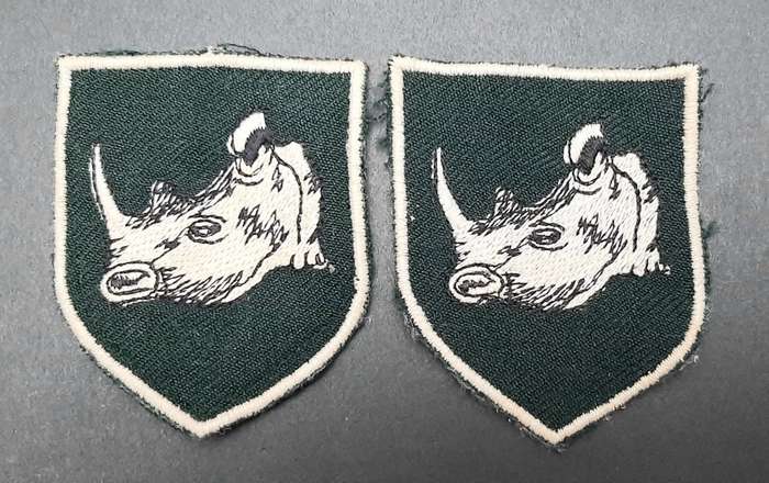 **Rhodesian Bush War: 1970s Rhodesian Army 2 Brigade Type I Shoulder Flash Pair**