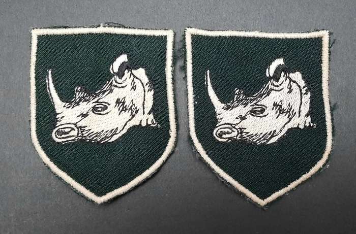 **Rhodesian Bush War: 1970s Rhodesian Army 2 Brigade Type I Shoulder Flash Pair**