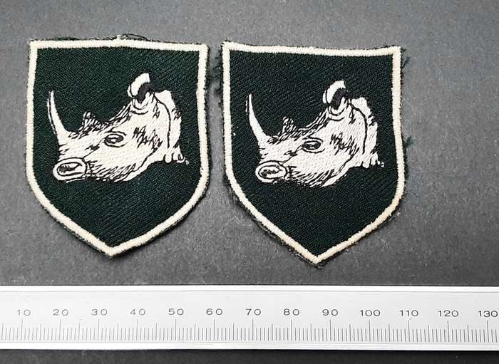**Rhodesian Bush War: 1970s Rhodesian Army 2 Brigade Type I Shoulder Flash Pair**