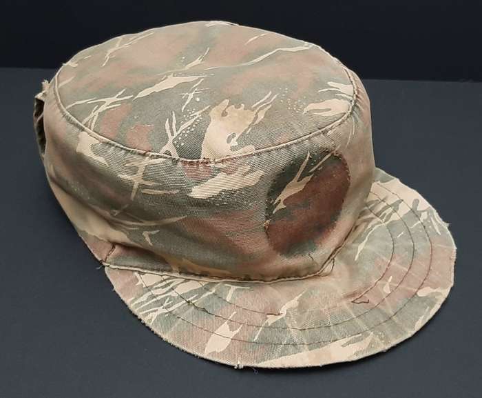 **Border War : 1980s SWAPOL/ Koevoet Camouflage Flap Cap (Size: 59).**