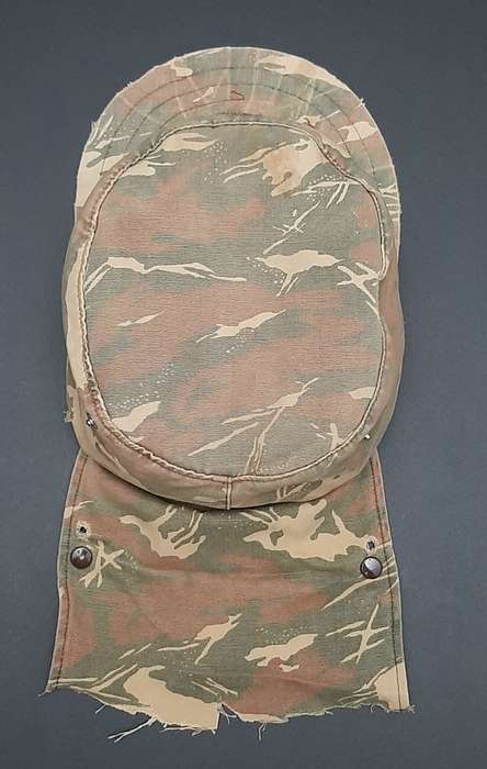 **Border War : 1980s SWAPOL/ Koevoet Camouflage Flap Cap (Size: 59).**