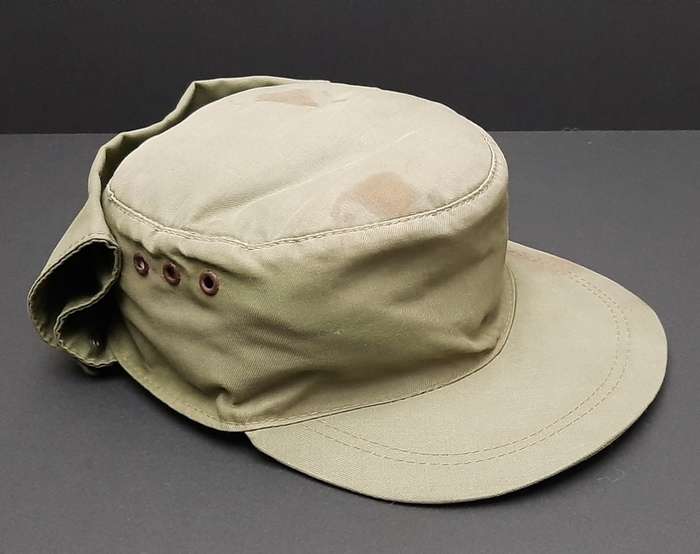 **Border War : 1980s Koevoet Olive Drab Flap Cap w/ Bloodstains .**