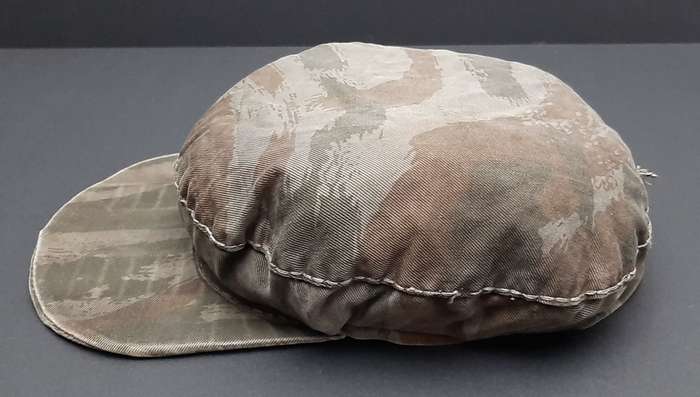 **Border War : 1980s FAPLA Lizard- Pattern Camouflage Cap (Pick-up).**