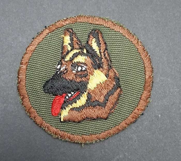 Border War: 1980s S.A.P Green Camouflage Dog Handler Qualification Badge