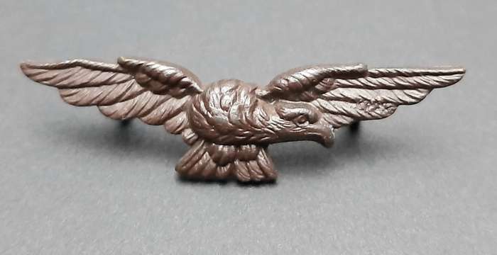 **RARE: WW2 SA Air Force Path Finder Bomber Qualification Badge (Lugs Intact).**