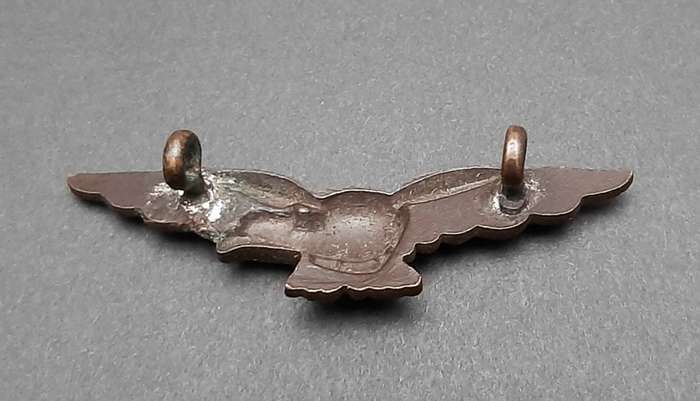 **RARE: WW2 SA Air Force Path Finder Bomber Qualification Badge (Lugs Intact).**
