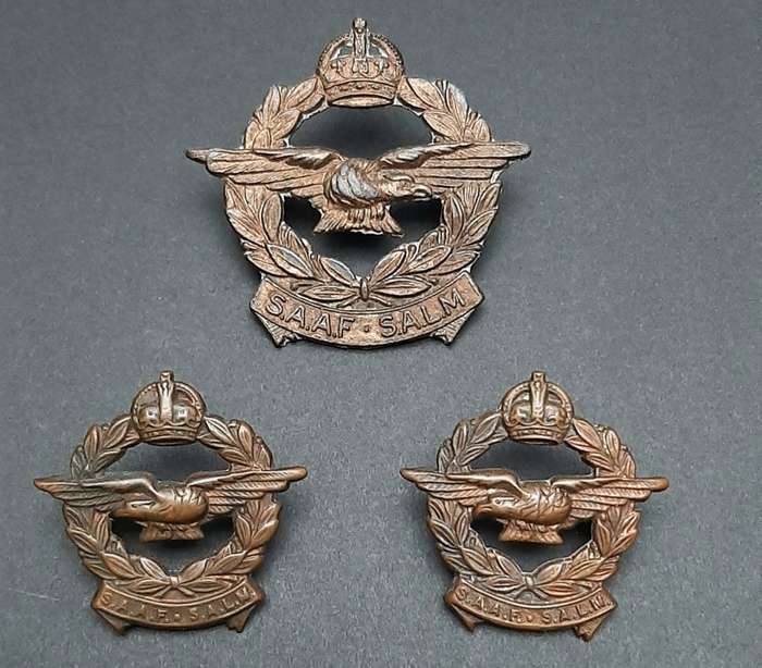 **WW2 SA Air Force Cap & Collar Badge Set x3 Pcs.**