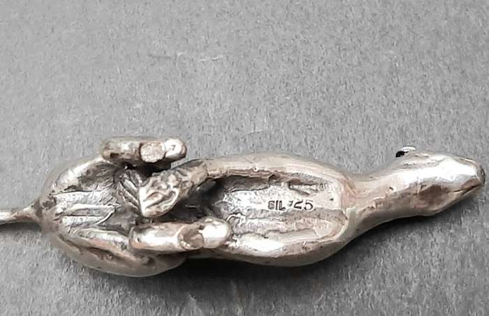 **STUNNING: .925 Silver Cheetah 1960s Figurine (31.82 gram).**