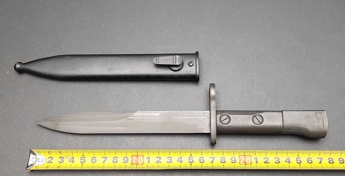 **Border War : 1960s SADF Type I Uzi Bayonet w/ Steel Scabbard**