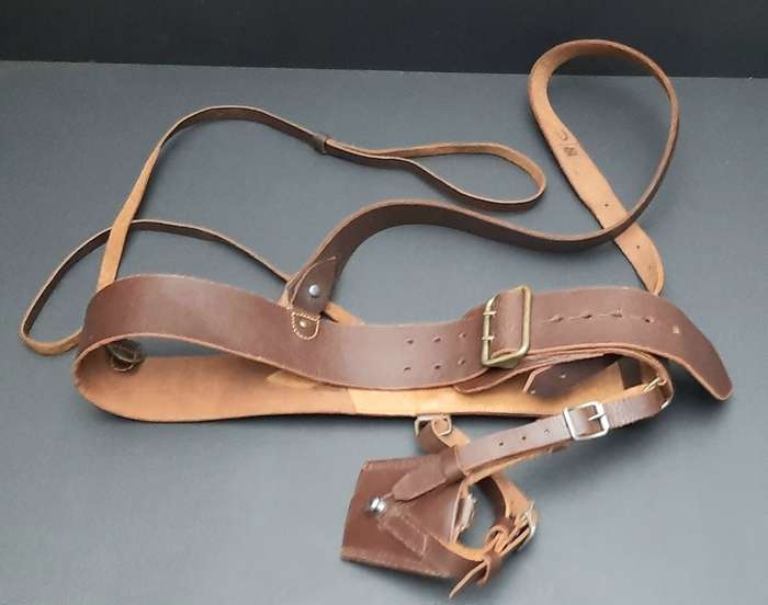 **Border War : 1960s SADF Officer`s Sam Browne Belt Assemblage (X - LARGE).**