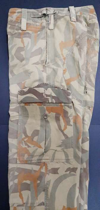 **RARE: 1980s Bophuthatswana Police `Reed Pattern` Trousers  (MEDIUM).**