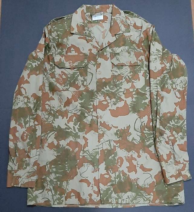 **Border War : 1980s  2nd Pattern Camouflage Unissued L/Sleeve Shirt (LARGE).**