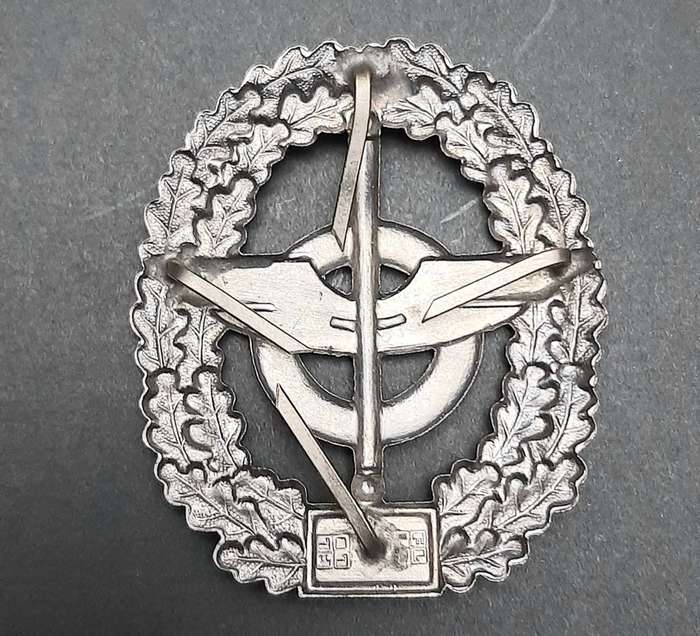 1990s German Bundeswehr Army Supply Beret Badge Pins